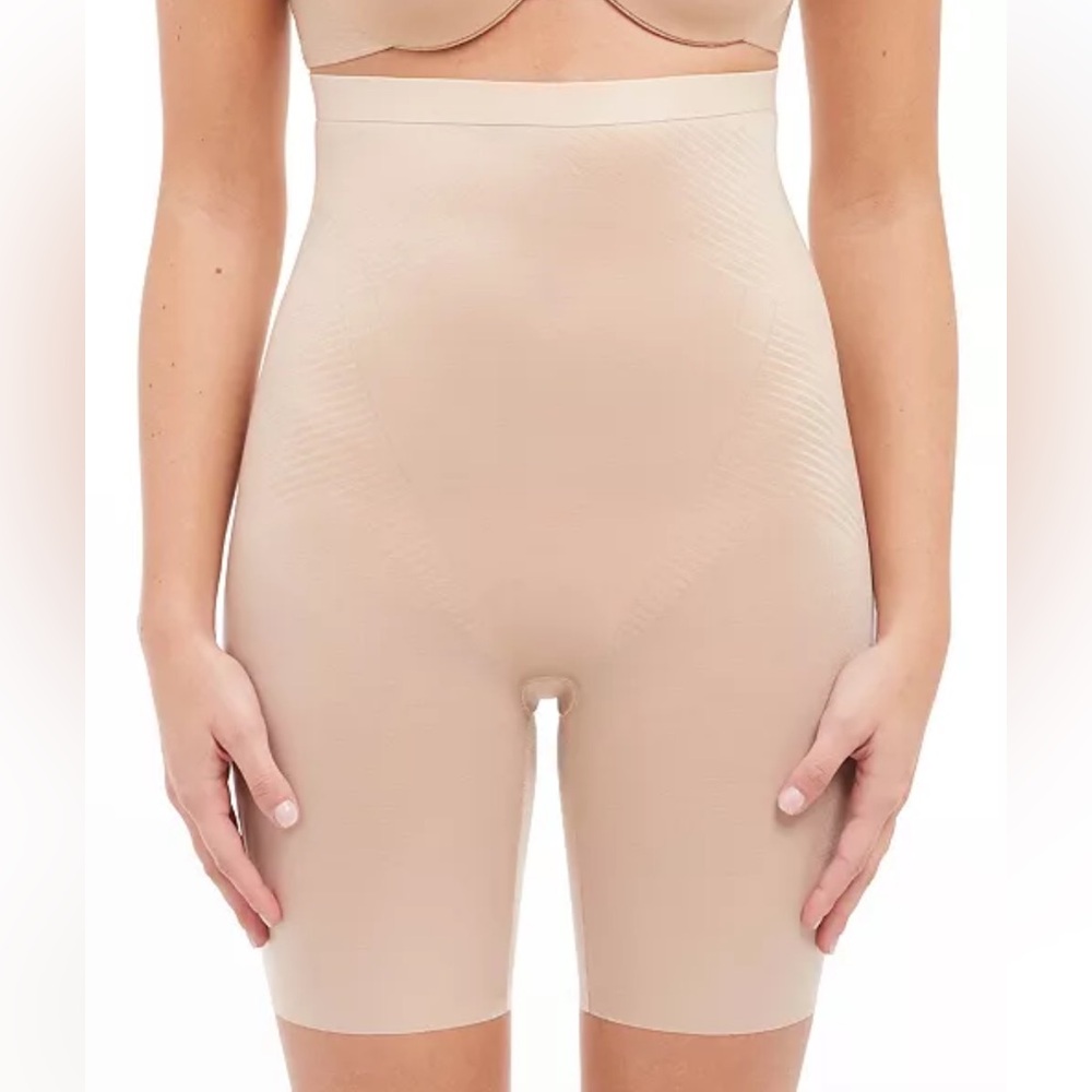 SPANX Thinstincts High Waist Mid Thigh Shaper Shorts Small
